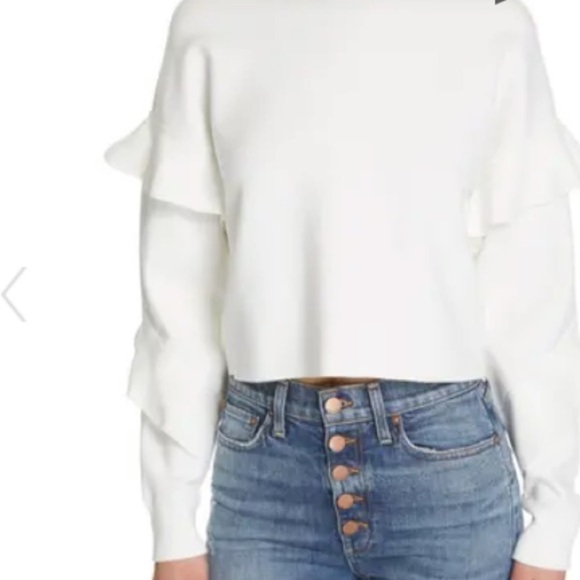 NWT! ALICE + OLIVIA Size M white ruffled sweater - Picture 2 of 13